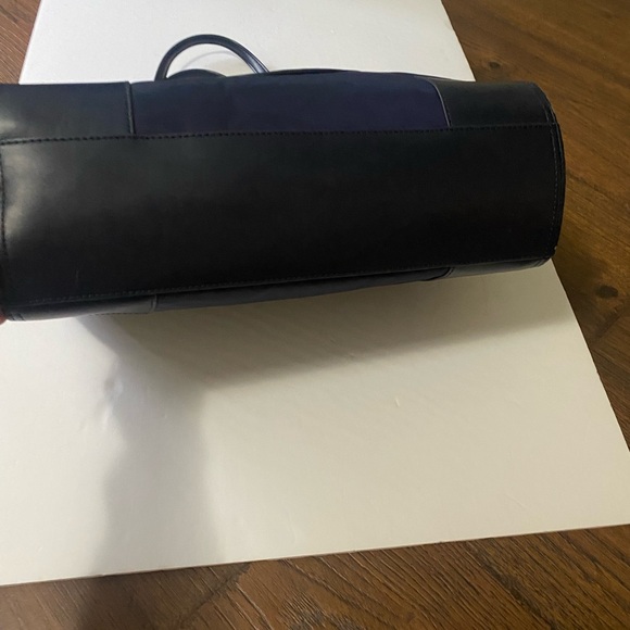 Tory Burch Tote Bag  Leather and Nylon Logo Embossed - Picture 5 of 9